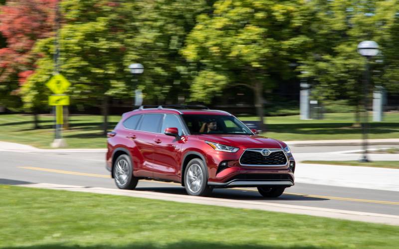 Toyota Highlander Platinum hybrid 2021 | SUV Drive